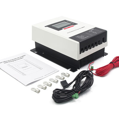 30A bảo vệ IP32 Bộ sạc DC DC nhẹ Bộ sạc mặt trời MPPT cho pin 12/24Vdc